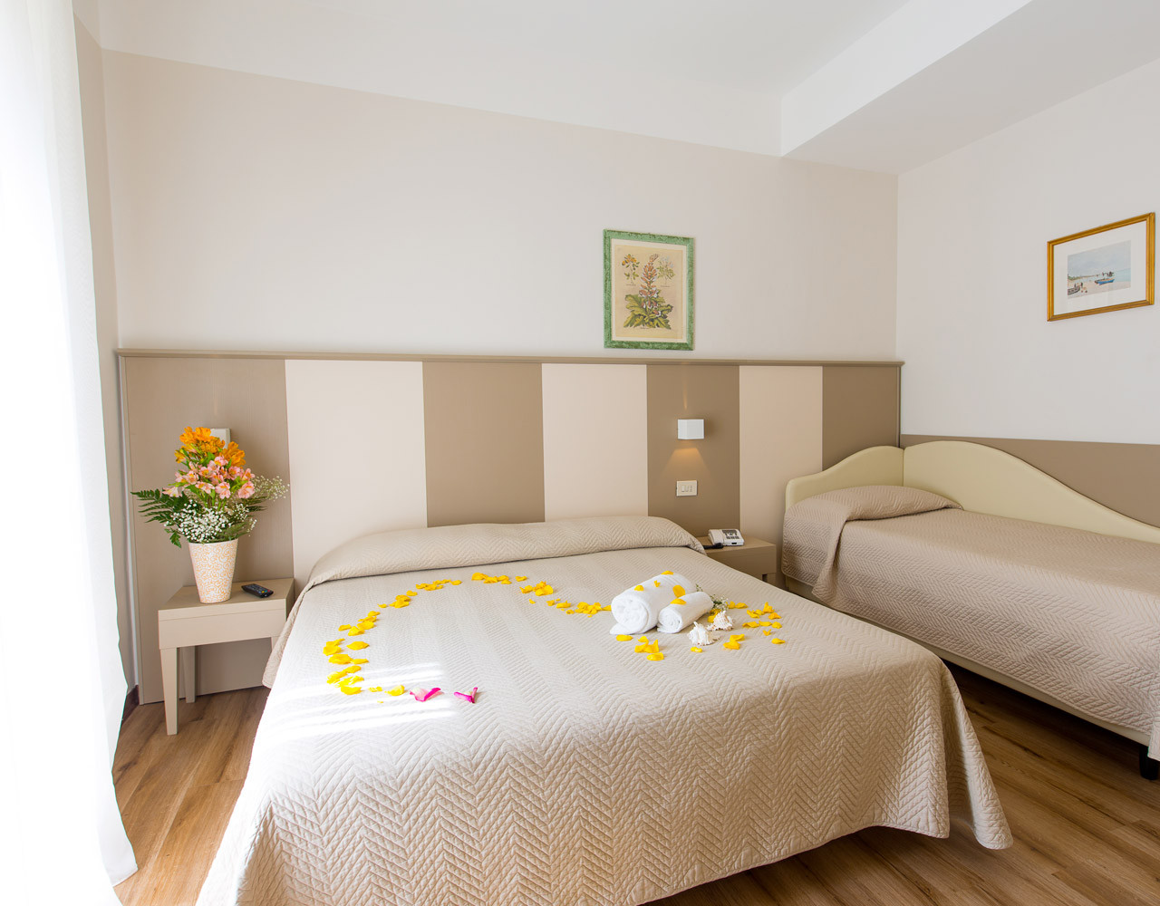 media.Camere-Romeo-04-Hotel-Giulietta-Riccione