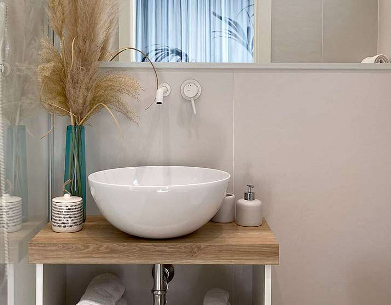 media.Camere-Junior-Suite-Romeo-02-Hotel-Giulietta-Riccione