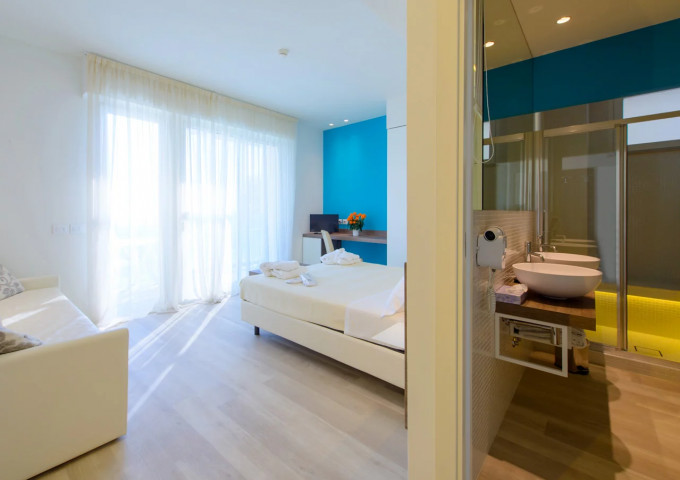 media.Camere-Junior-Suite-Giulietta-01-Hotel-Giulietta-Riccione